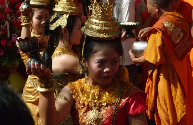 Chol Chnam Thmay Festival in Cambodia's rituals