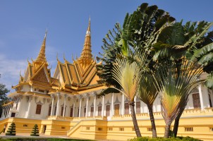 Phnom Penh Architectural tour (1/2 day)