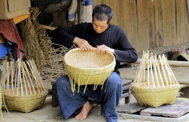 Bamboo and rattan knitting in Cao Bang