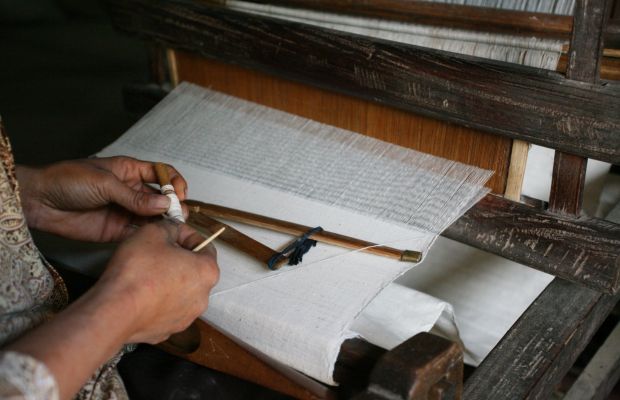 Brocade weaving in Cao Bang