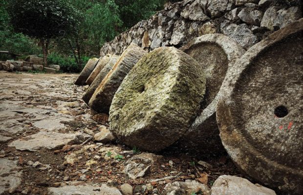 Khuoi Ky ancient stone village