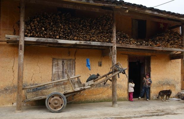 Clay house in Pho Bang Village