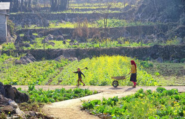 Local people in Lao Xa Village