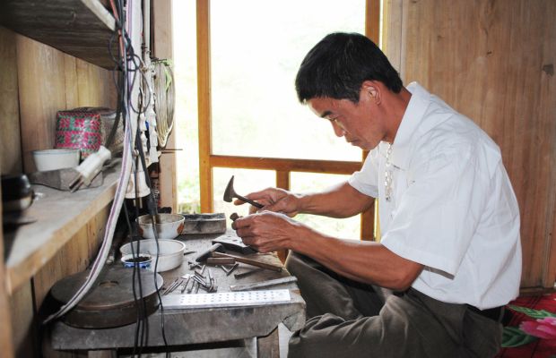 Silver carving in Ha Giang