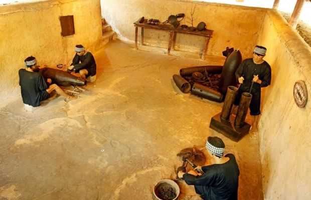 Cu Chi Tunnels