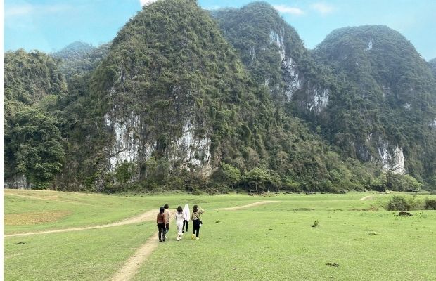 Dong Lam Plateau