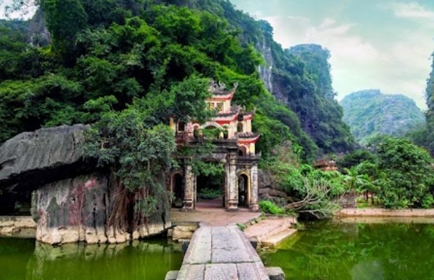 Bich Dong Pagoda