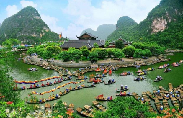 Boat wharf in Trang An