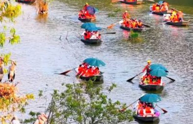 Boating in Thung Nham