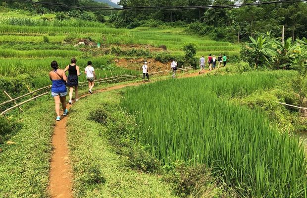 Trekking to Lan Village