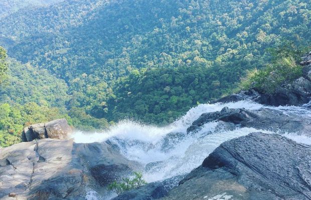 Do Quyen Waterfall