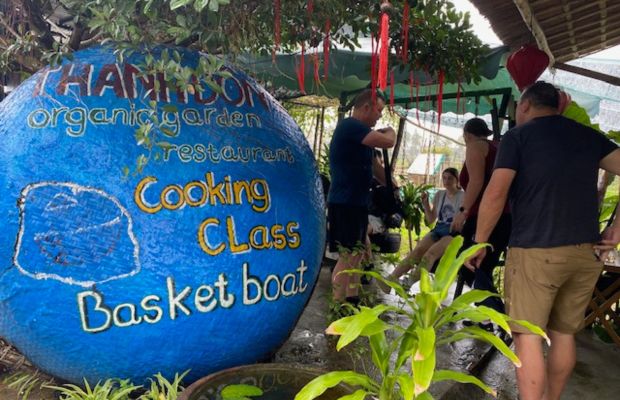 Organic farm and cooking lesson