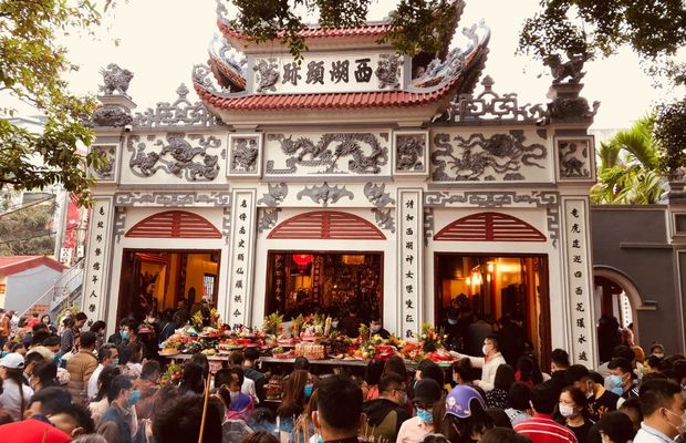 Tay Ho Temple on the Tet Holiday